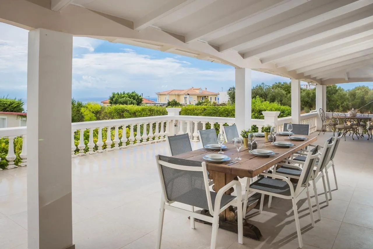 Villa Feinikas Metaxáta
